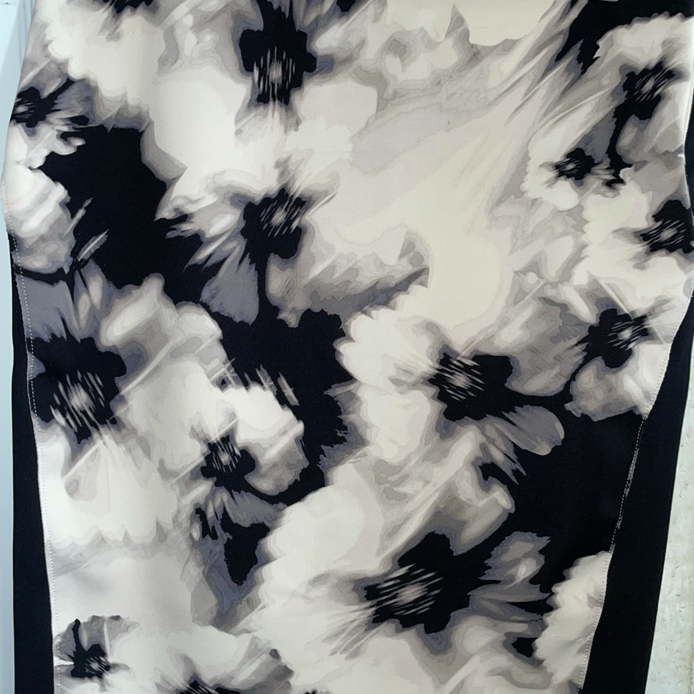Tahari size 12